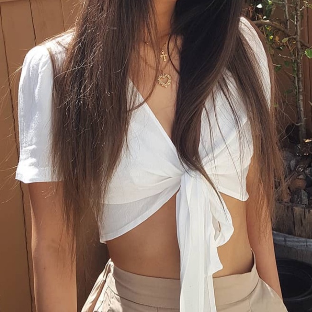 Sunday Best Front tie cross short sleeve crop top